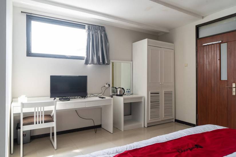 RedDoorz Plus @ Sawah Besar 3* Индонезия, Джакарта