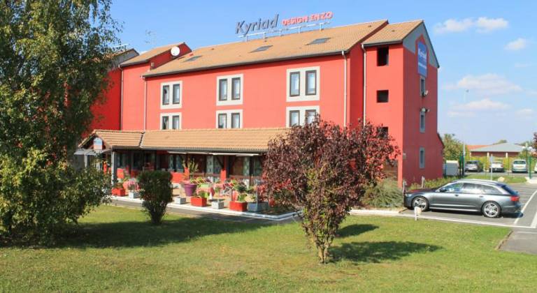 Kyriad Design Enzo Cannes-Ecluse