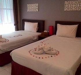 OYO 817 Mesari Beach Inn в Бали
