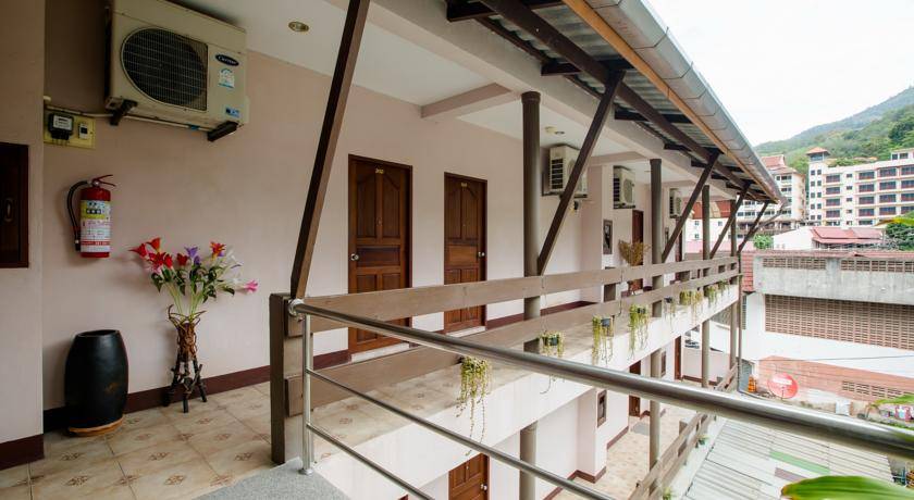 Baan Veerakit Guesthouse 2* Таиланд, Пхукет