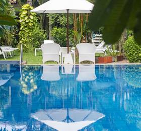 Lokal Hotel Phuket в Пхукете