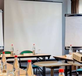 Hotel de Lyon Est Bron Eurexpo в Лионе
