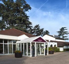 Mercure Paris Sud Parc du Coudray в Иль Де Франсе