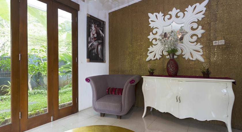 RedDoorz near Eka Hospital BSD 2* Индонезия, Бандунг