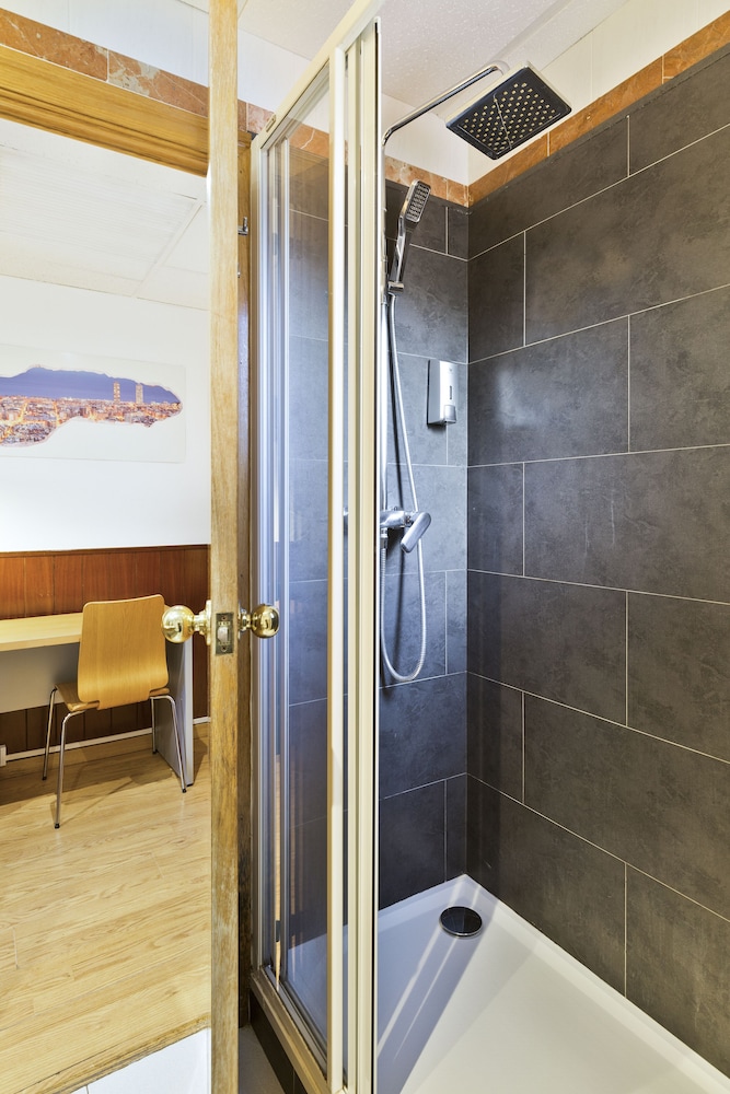 Apartaments Travessera-Parc Guell