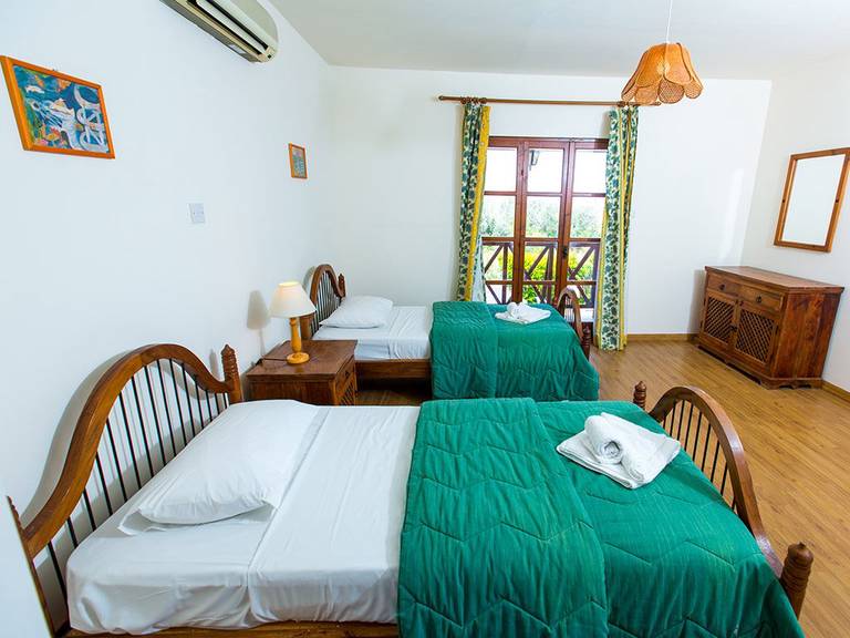 Z&X Holiday Villas