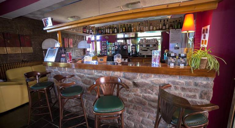 Brit Hotel Les Mouflons