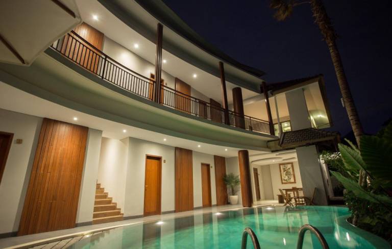 Curve House Umalas