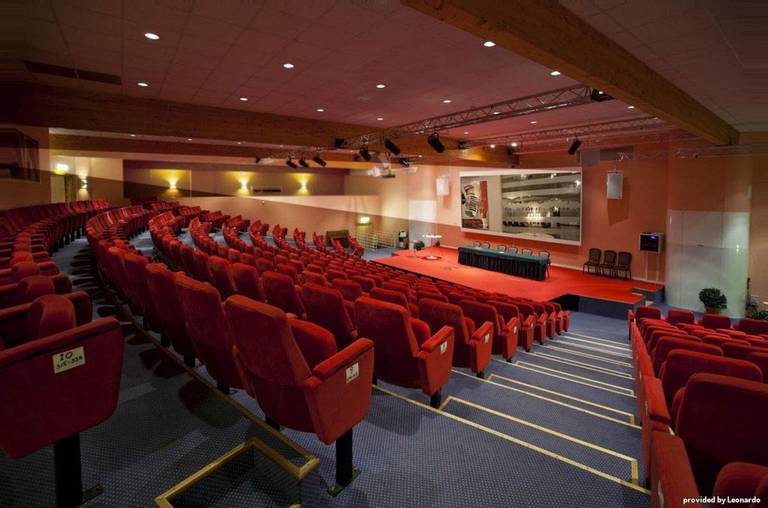 BEST WESTERN Taby Park Hotel and Conference