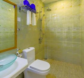 Aadan Beach House в Ари Атолле