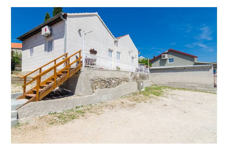 Apartments Grga