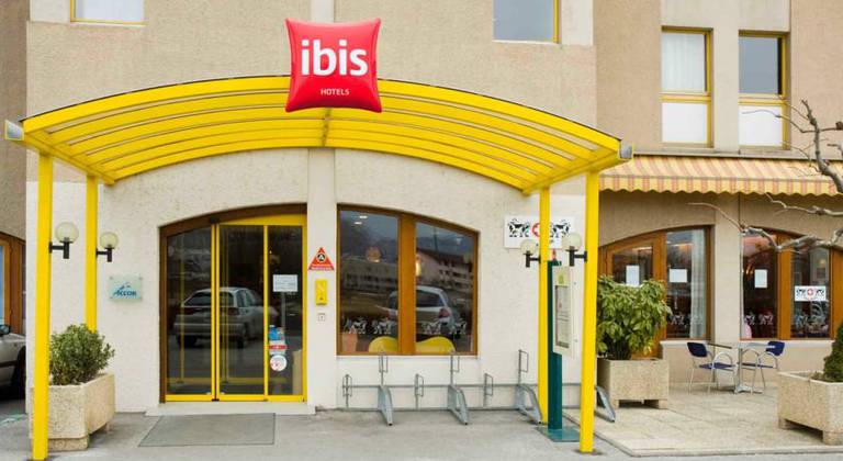 ibis Sion Est