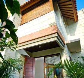Taman Ayu Town House в Денпасаре