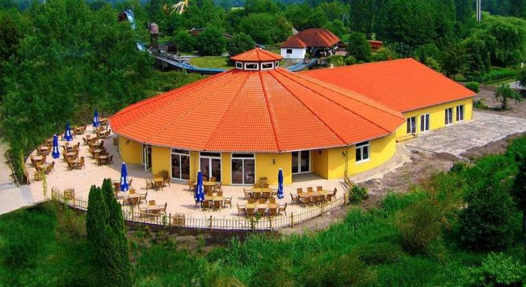 Serengeti Park Resort