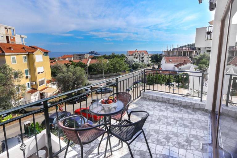Jovan Apartments