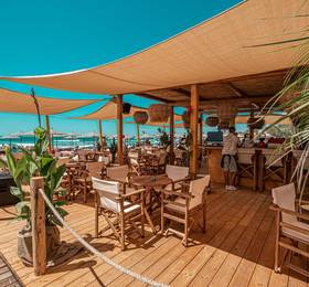 Yacht Hotel в Берате