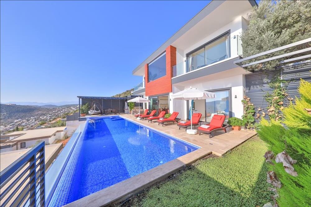 Private Villa Royal