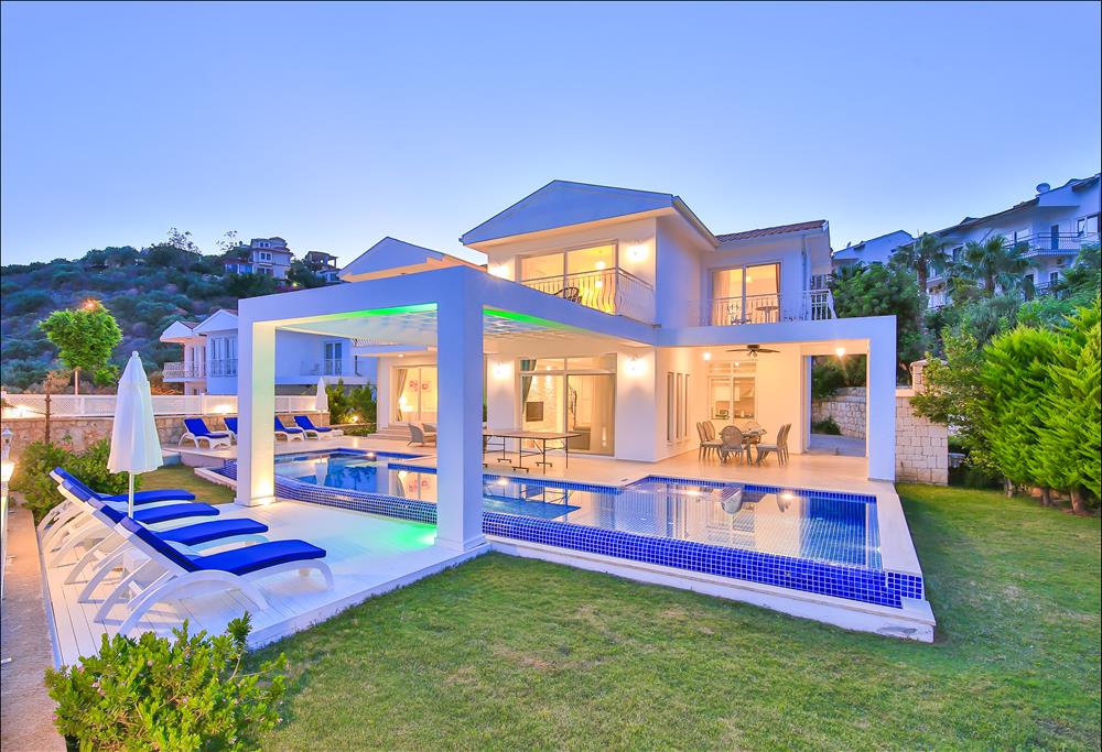 Villa Lapis 576