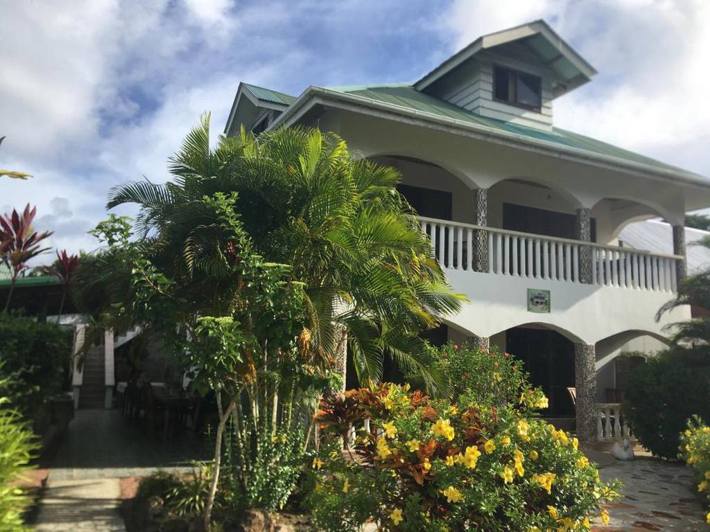 Linsen Self Catering Apartments