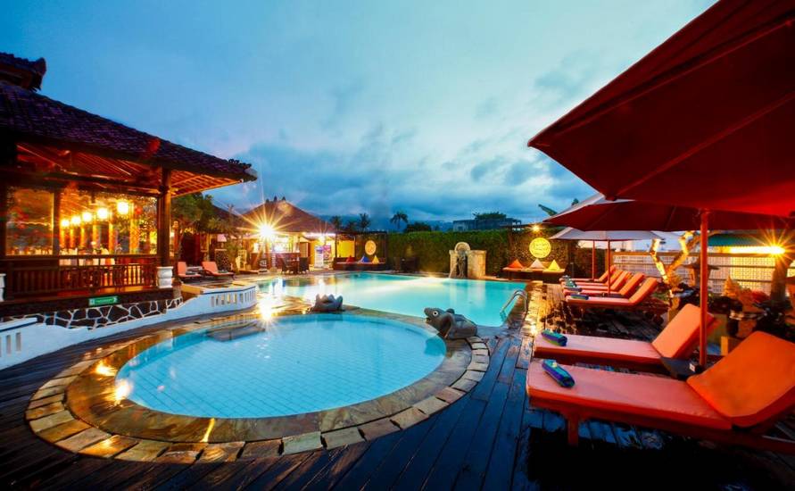 Bali Taman Beach Resort & Spa 3* Индонезия, Ловина