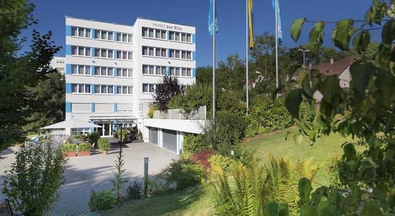 Hotel zur Riss