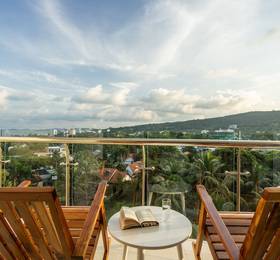 Luxy Park Hotel - Phu Quoc Romantic Sunset в Фукуоке