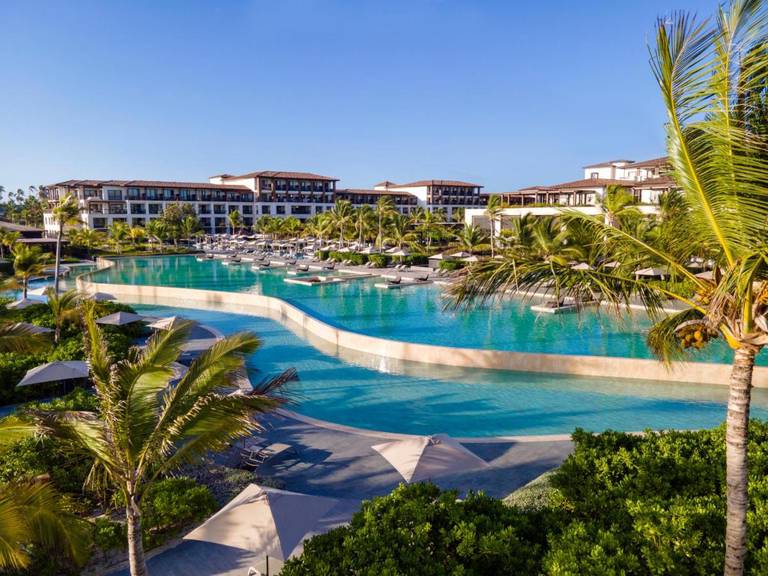Unique Club At Lopesan Costa Bavaro Resort