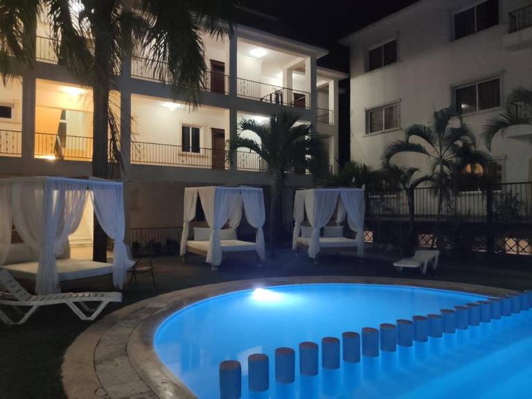 Bavaro Green