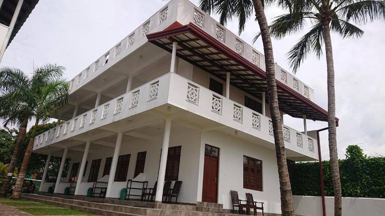 Samaru Beach House
