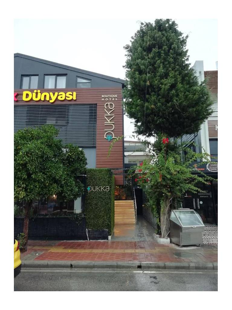 Pukka Boutique Hotel
