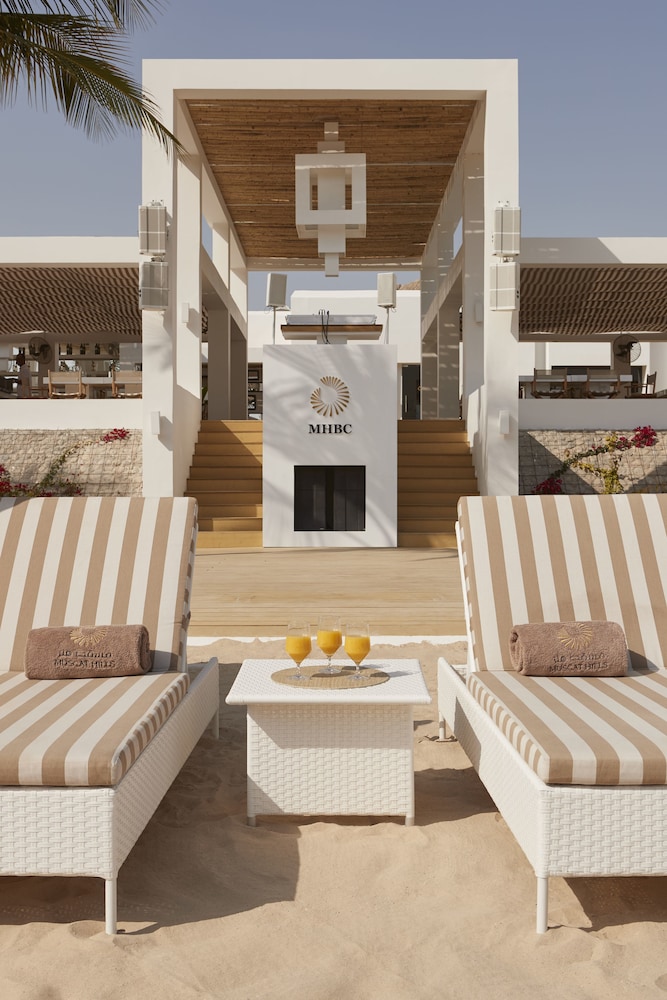 Muscat Hills Resort
