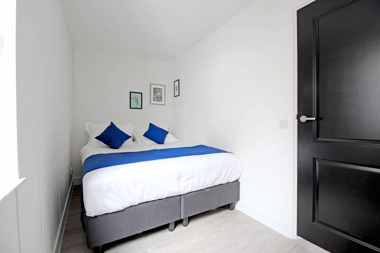 Amstel Square Apartments
