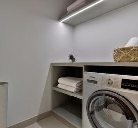 DoubleTree by Hilton Sharjah Waterfront Hotel And Residences в Шардже