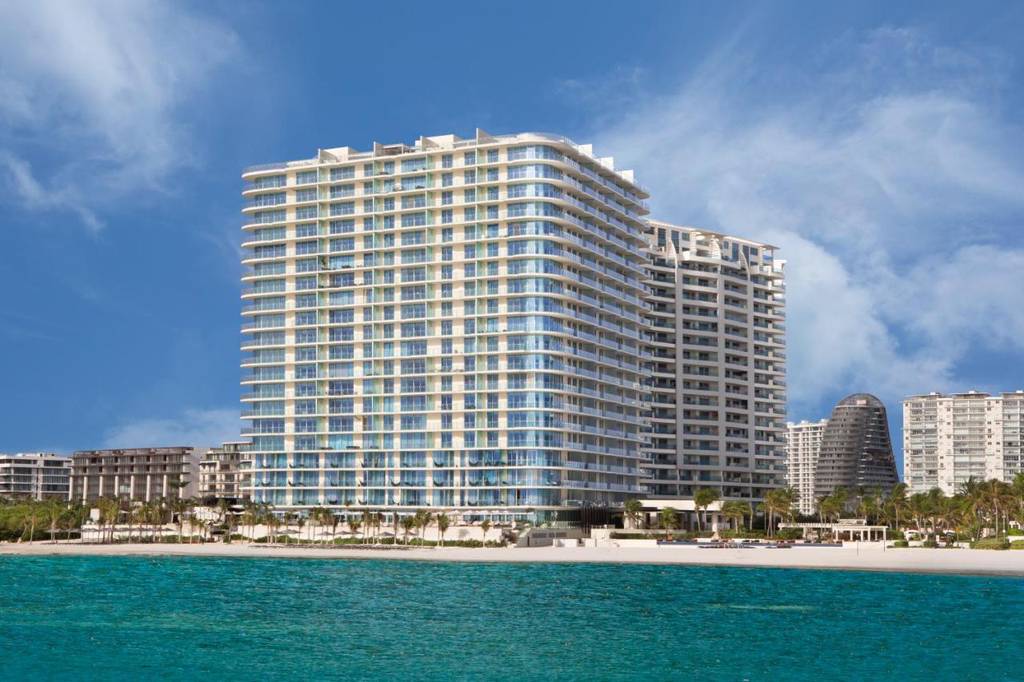 SLS Cancun Hotel & Spa 5*