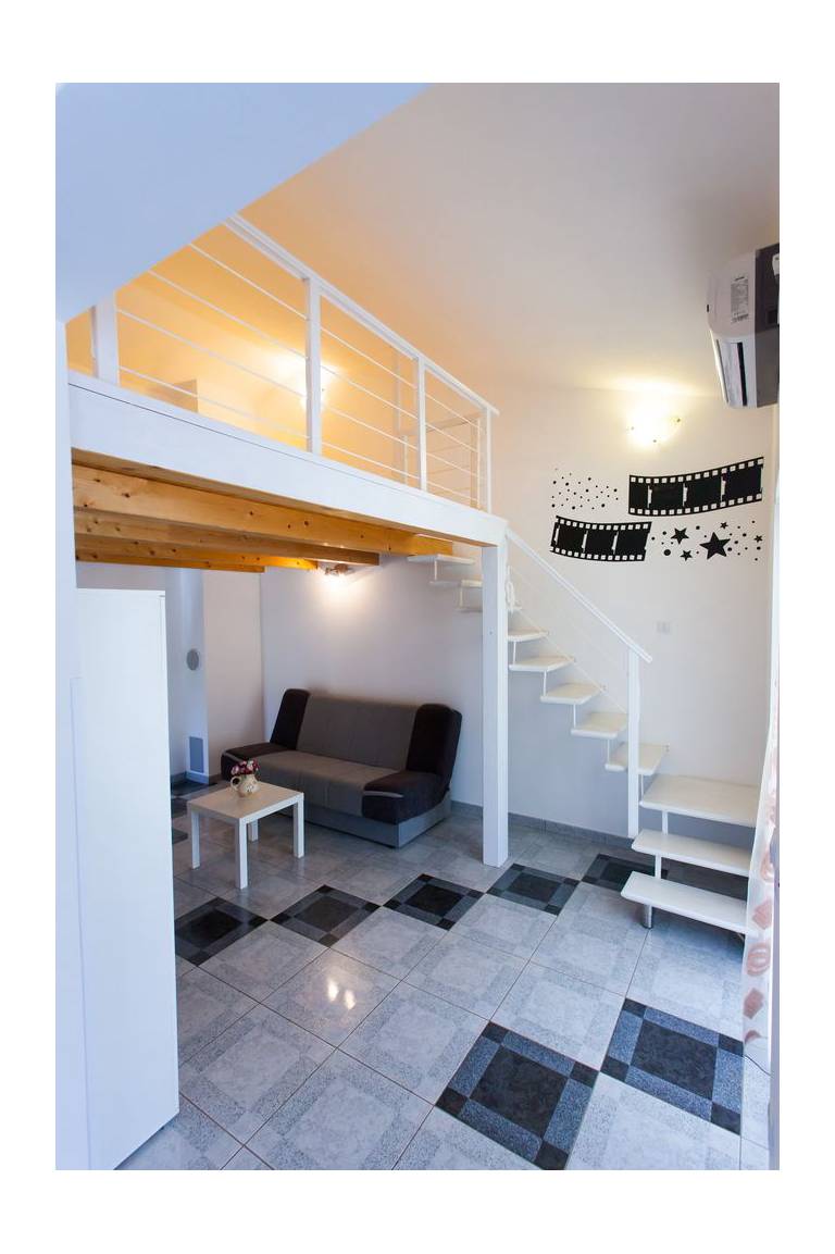 Felix Residence