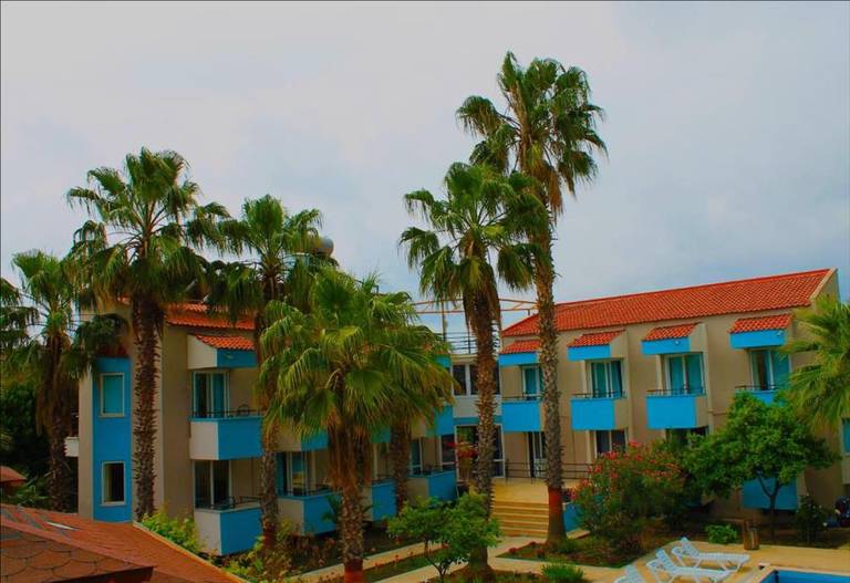 More Beach Hotel