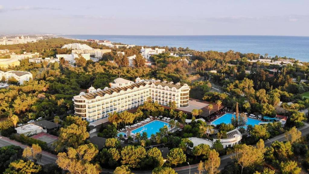 Berry Blue Hotel 5*