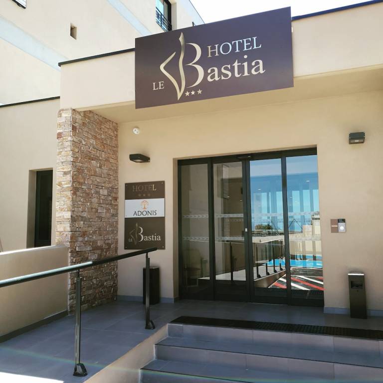 Adonis Hotel Le Bastia
