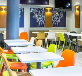 ibis budget Aubagne les Paluds Agora в Каси