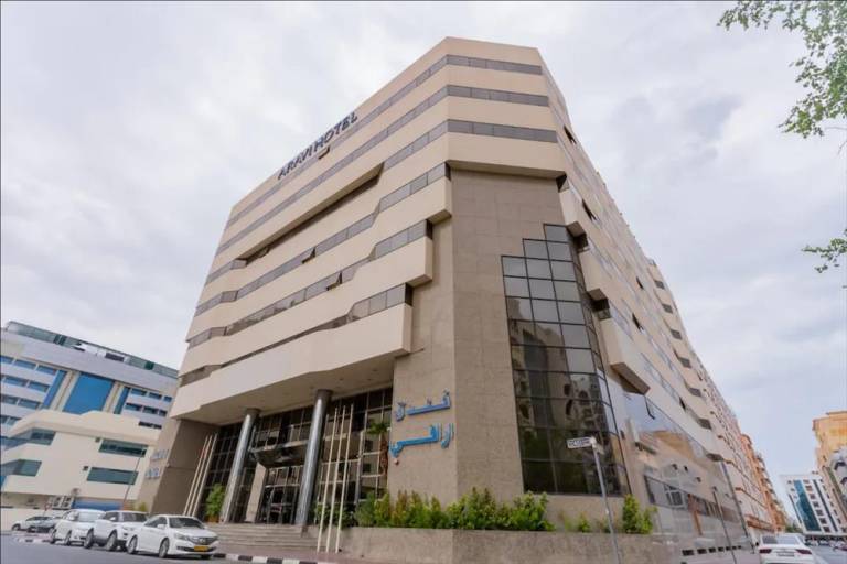 Aravi Hotel