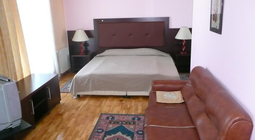 Hotel Consul 3*