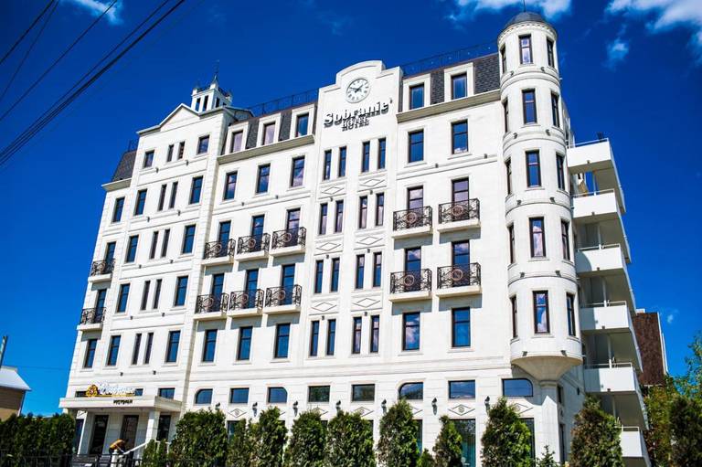 Hotel Sobranie (Собрание)