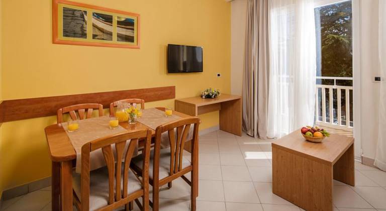 Apartments Katoro Plava Laguna
