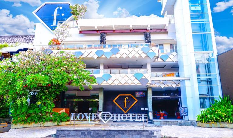 Fashion Legian Hotel
