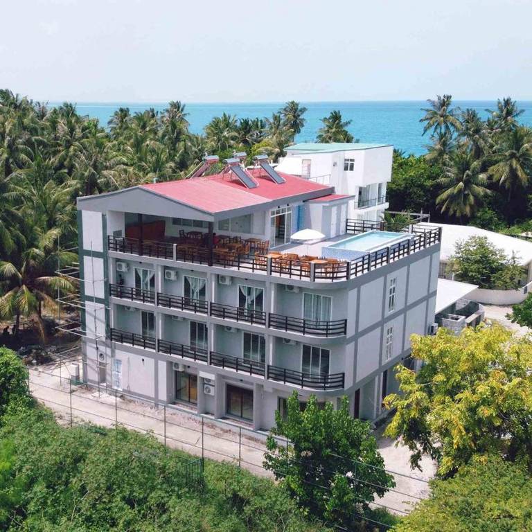Grand Beach Dhigurah