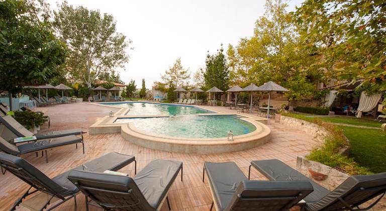 Petrino Suites
