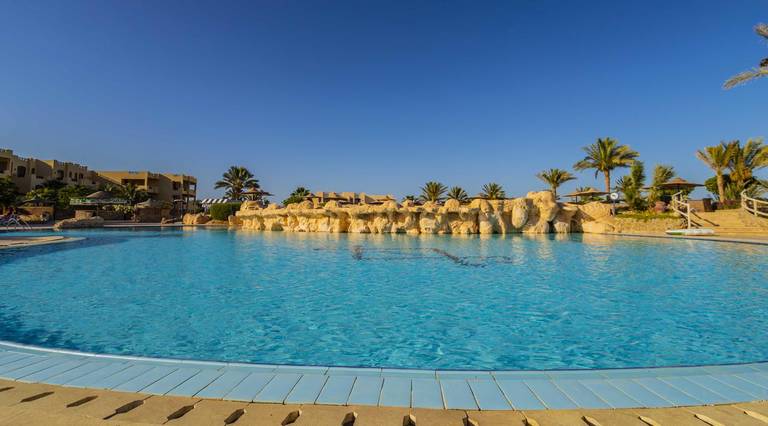 Brayka Lagoon Resort