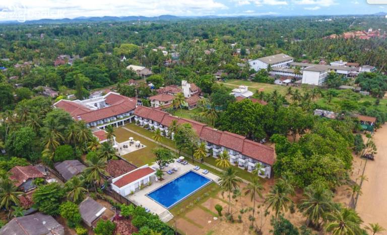 Hibiscus Beach Hotel Villas