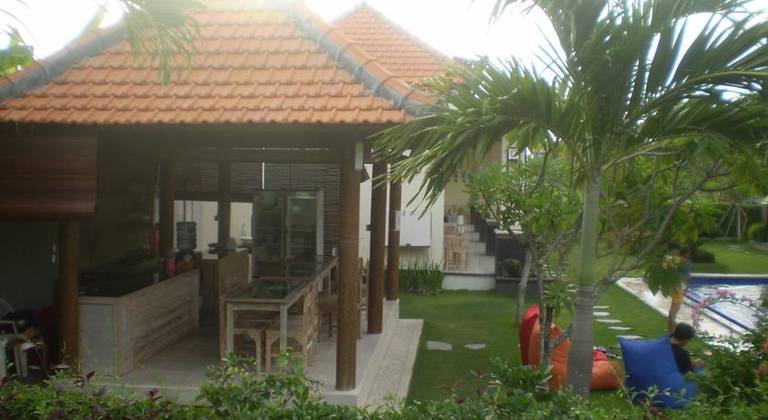 Damar Emas Guest House