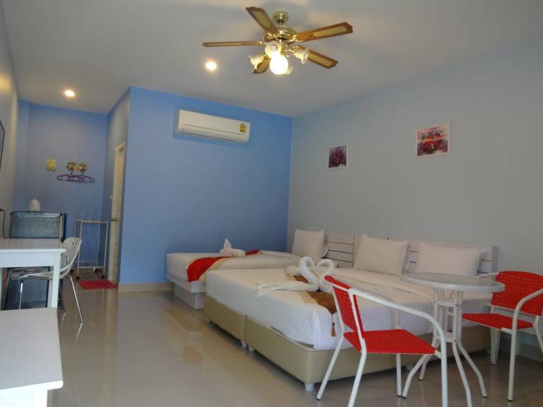 Holland Resort Phuket